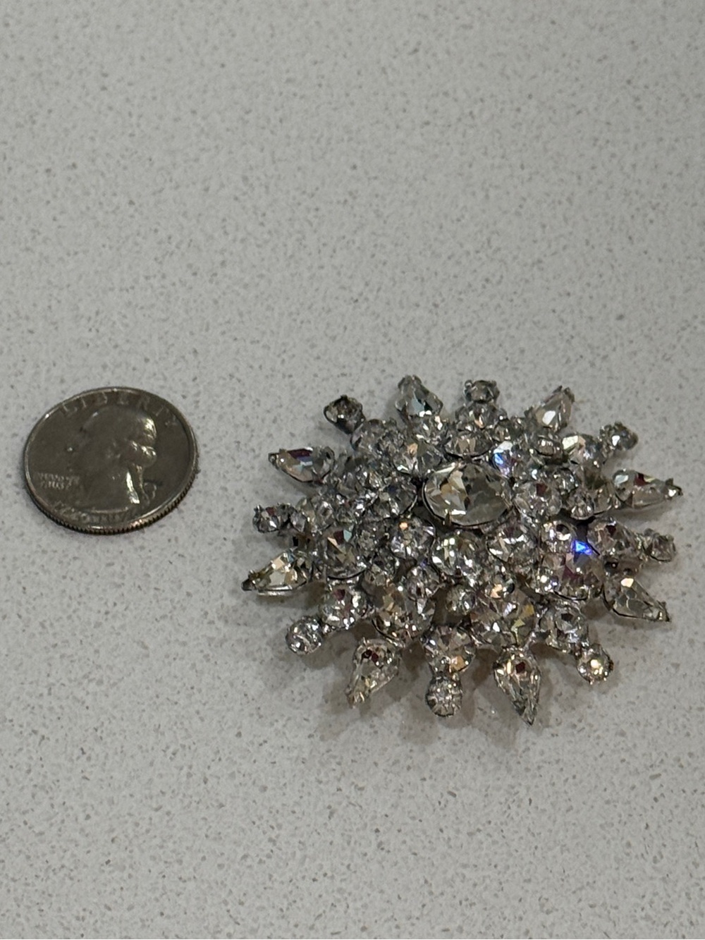 Vintage Crystal Rhinestone Starburst Brooch - Picture 4 of 5